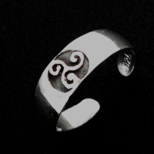 Celtic Toe Ring Triskele