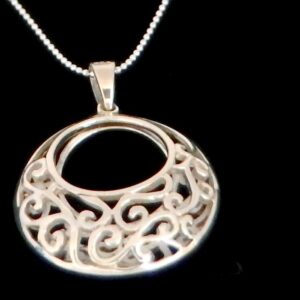 Filigree 3D necklace silver