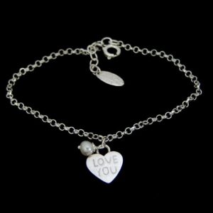 Heart charm bracelet