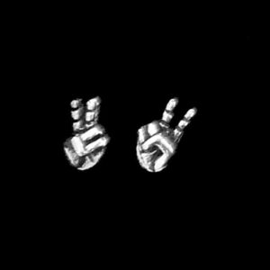 Peace Hand Stud